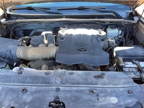 Used 2012 Toyota 4Runner Limited image 10