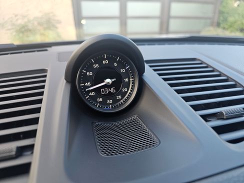 Used 2020 Porsche 911 Carrera S image 21