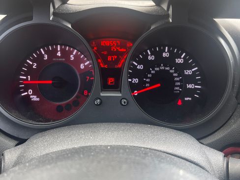 Used 2015 Nissan Juke NISMO AWD/4WD image 4