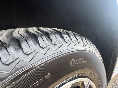 Used 2018 Subaru Crosstrek 2.0i Premium w/ Eyesight System image 9