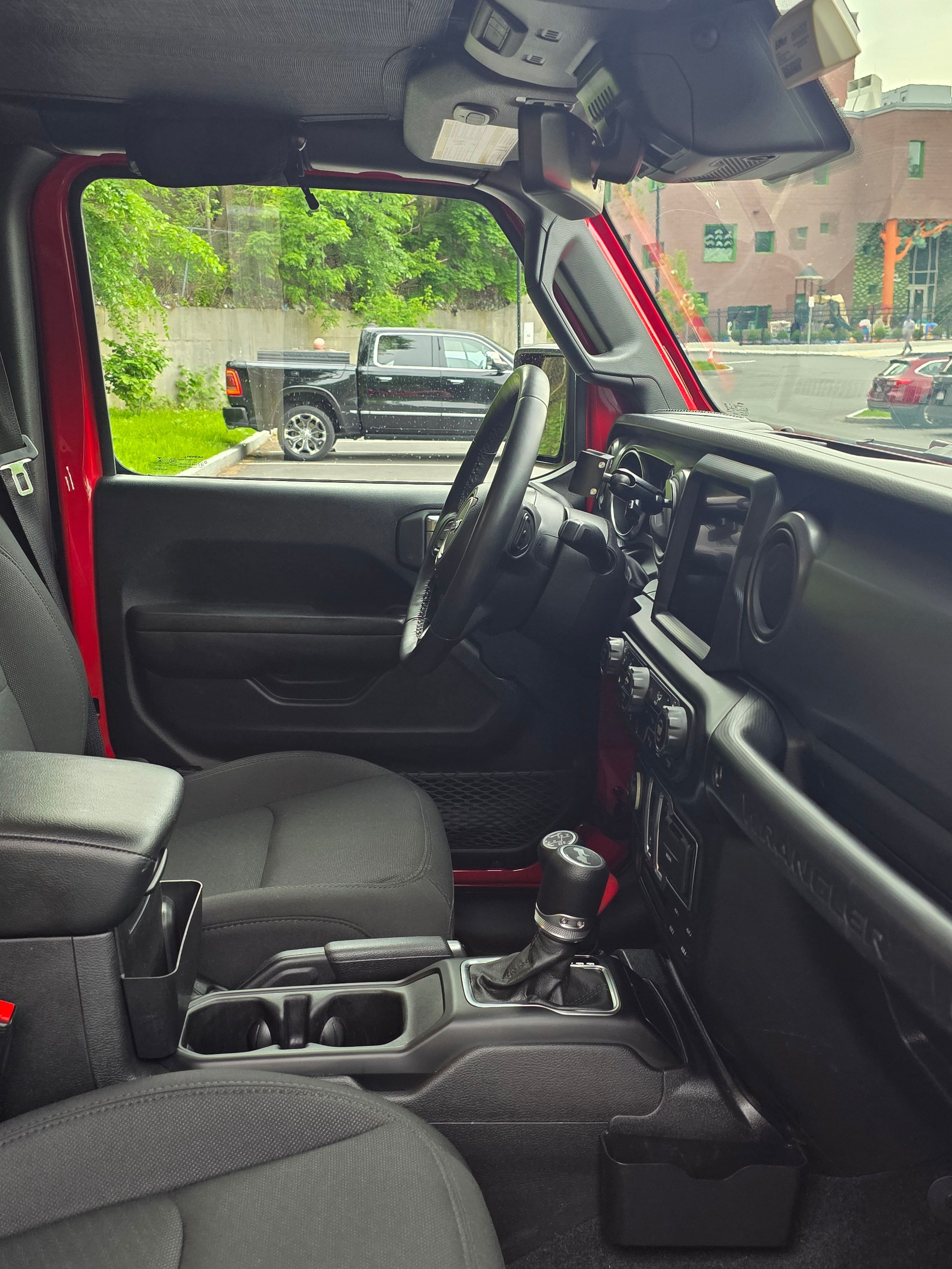 Used 2023 Jeep Wrangler Sport AWD/4WD image 12