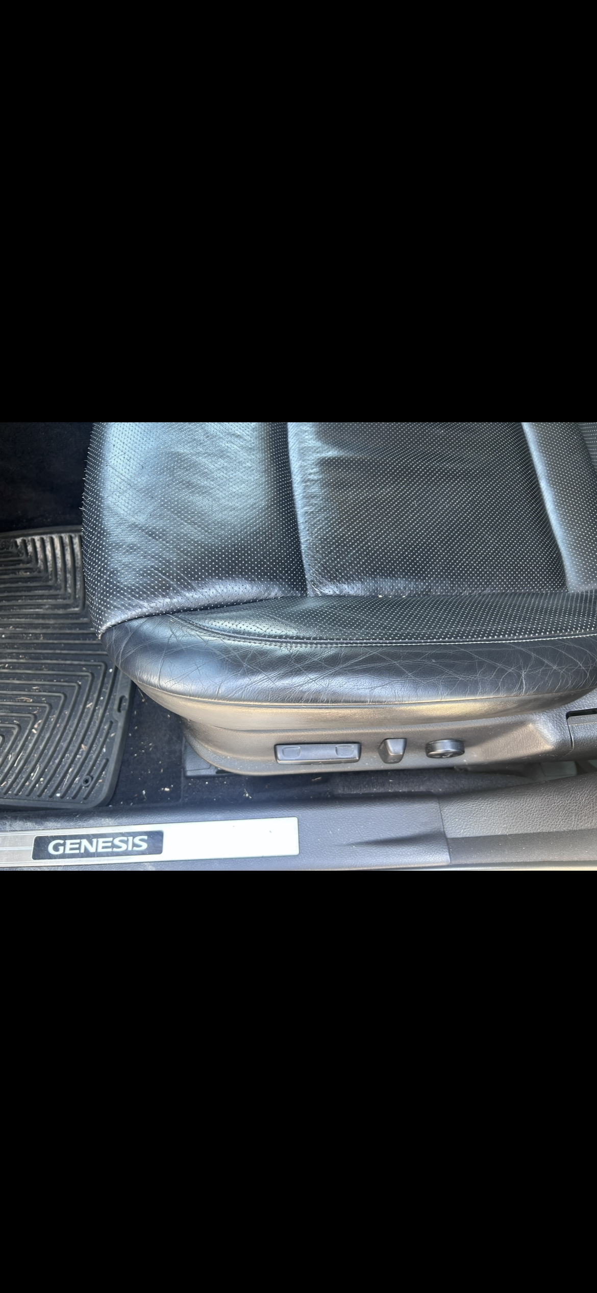 Used 2009 Hyundai Genesis 4.6 w/ Technology Pkg 5 RWD image 11