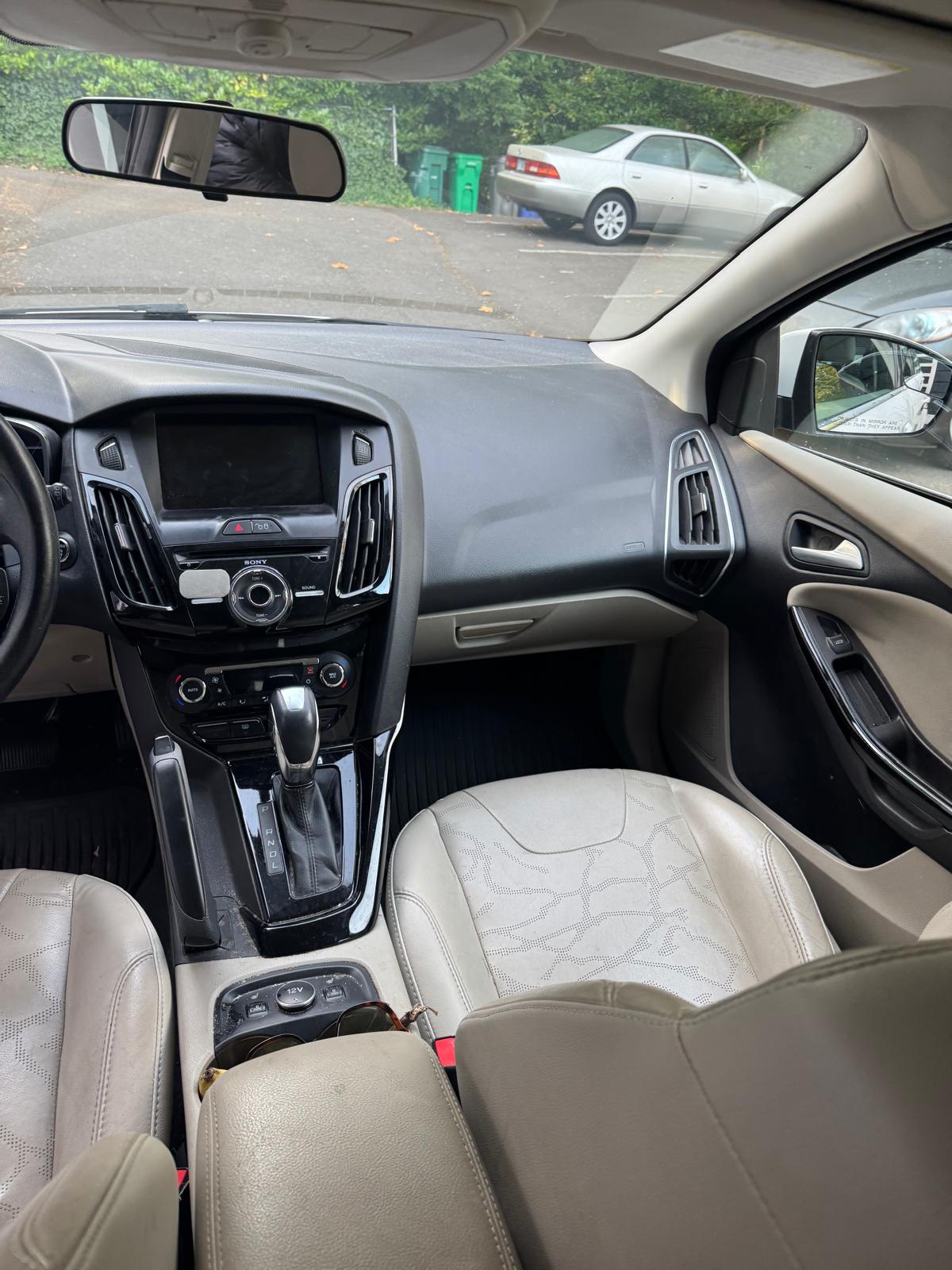 Used 2013 Ford Focus Electric Hatchback FWD image 10