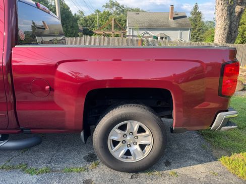 Used 2017 Chevrolet Silverado 1500 LT w/ All Star Edition AWD/4WD image 5