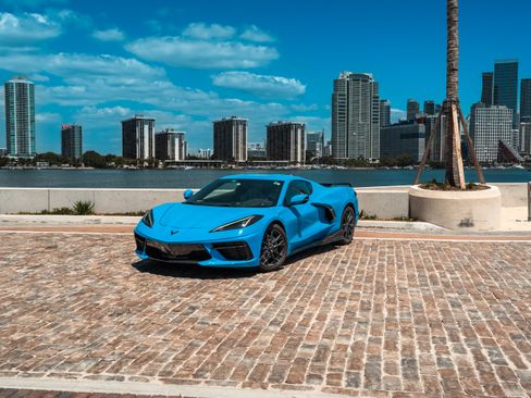 Used 2023 Chevrolet Corvette Stingray Preferred Cpe w/ 2LT RWD image 1