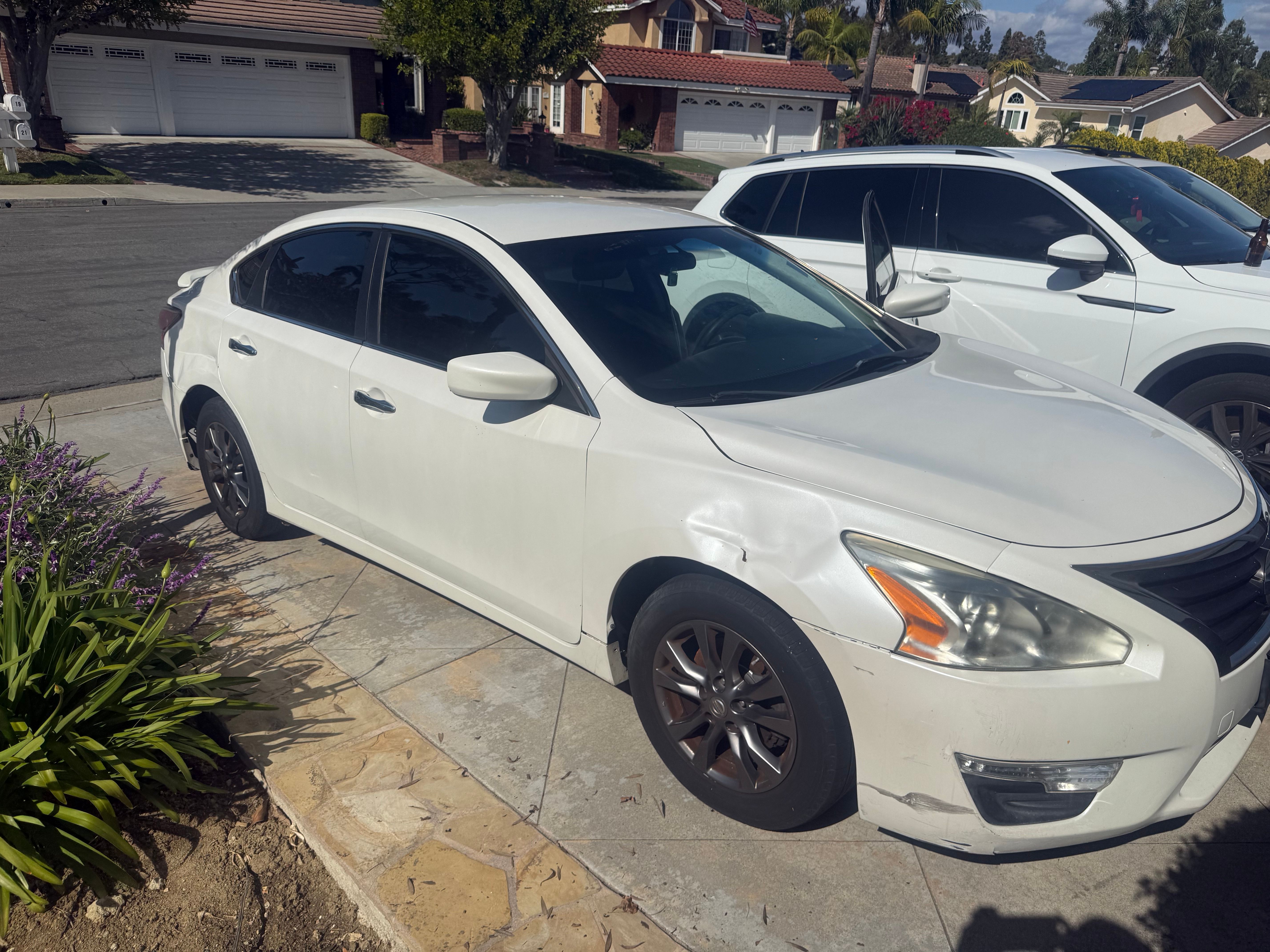 Used 2015 Nissan Altima 2.5 S w/ Sport Value Package FWD image 13