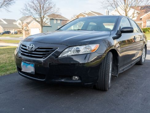 Used 2008 Toyota Camry XLE image 1