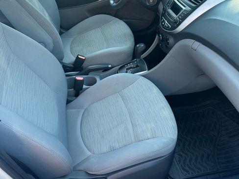 Used 2017 Hyundai Accent SE FWD image 10