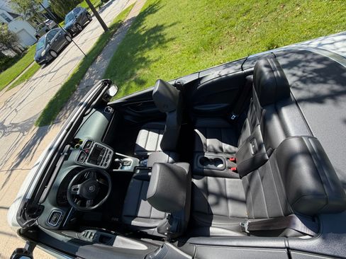 Used 2014 Volkswagen Eos FWD image 13