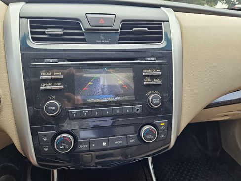 Used 2013 Nissan Altima 3.5 SL image 13