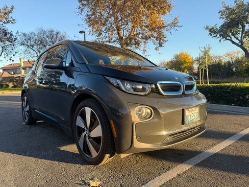 Used 2014 BMW i3 w/ Range Extender image 1