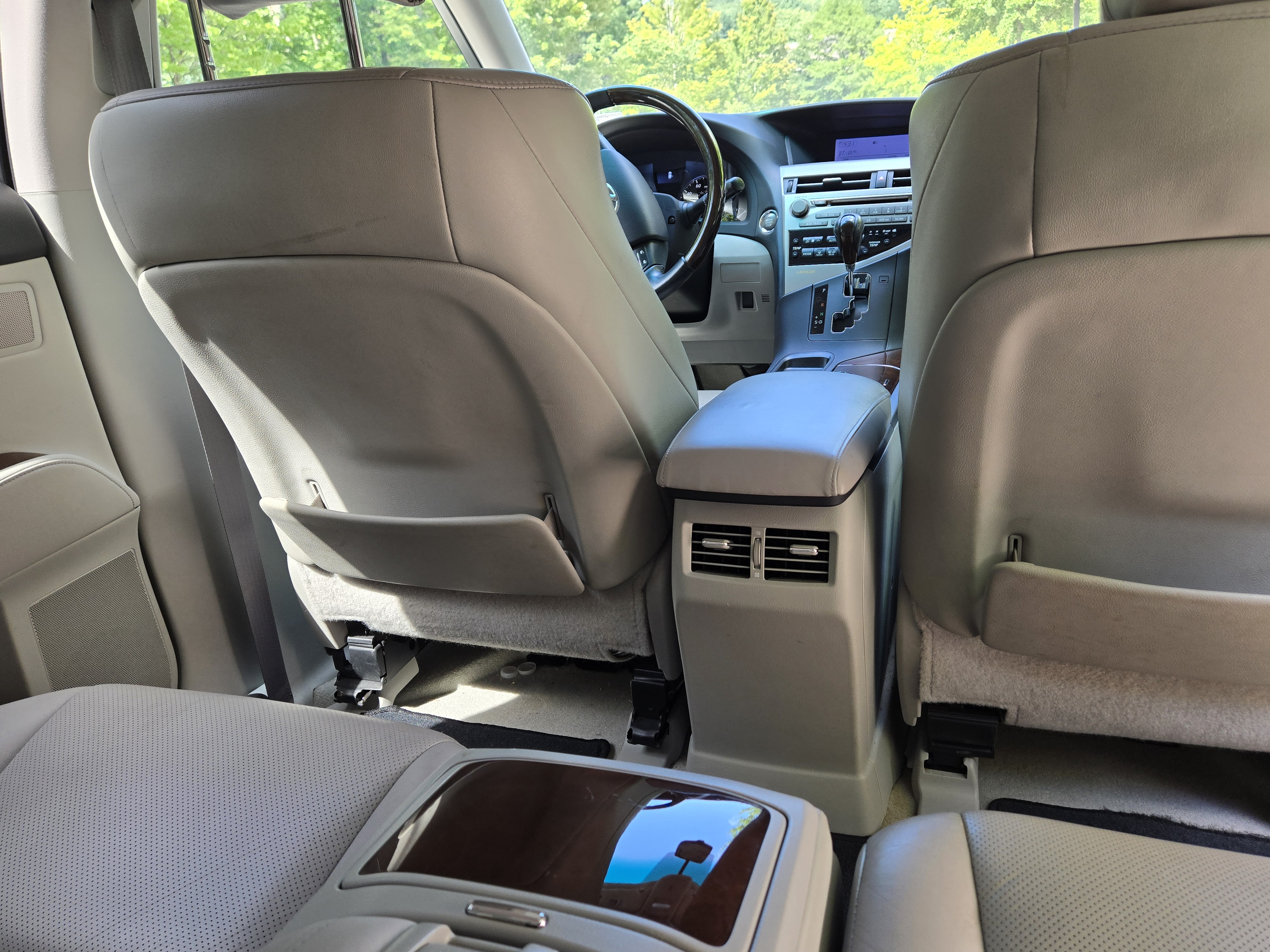 Used 2010 Lexus RX 350 2WD w/ Premium Pkg image 16