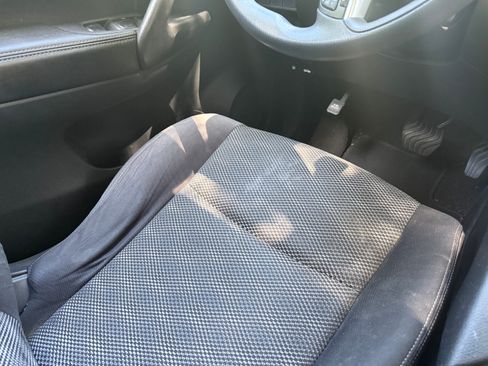 Used 2017 Nissan Rogue Sport SV FWD image 14
