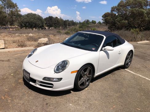 Used 2008 Porsche 911 Carrera 4S AWD/4WD image 8