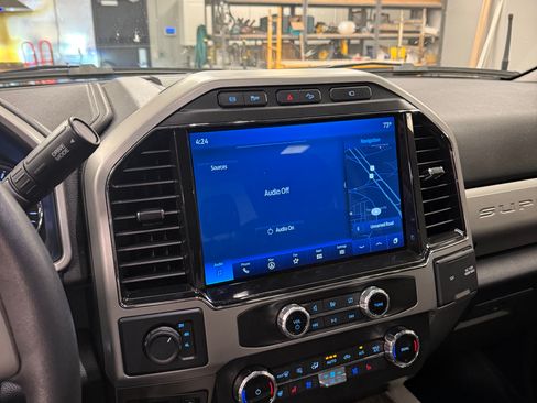 Used 2021 Ford F450 Lariat w/ Lariat Ultimate Package AWD/4WD image 8