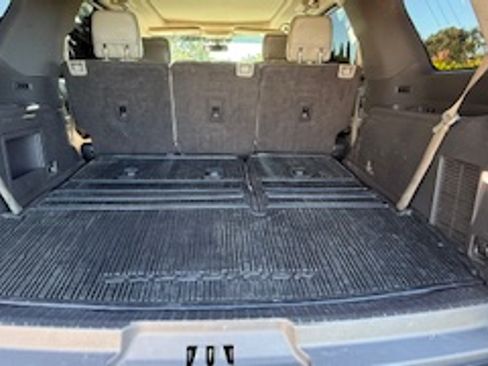 Used 2020 Ford Expedition XLT w/ Equipment Group 202A image 13