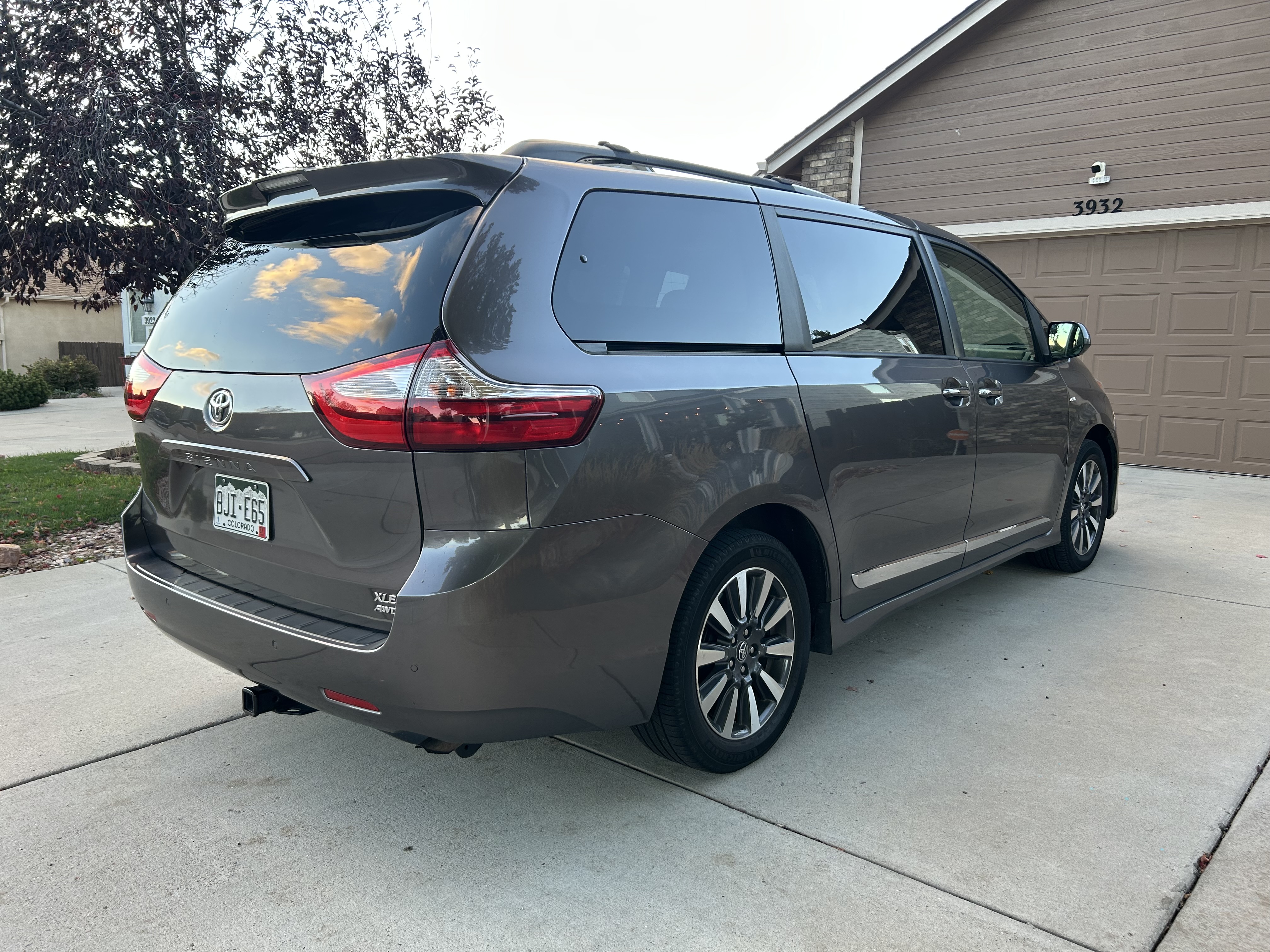 Used 2019 Toyota Sienna XLE Premium AWD/4WD image 6