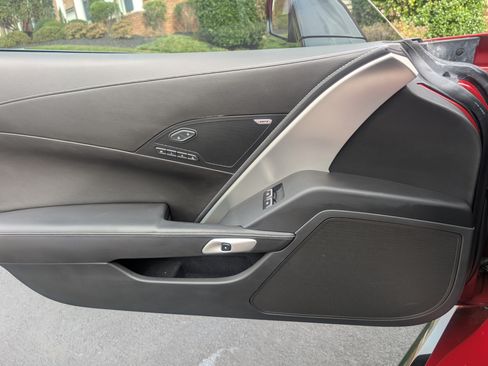 Used 2015 Chevrolet Corvette Z06 w/ 2LZ Preferred Equipment Group image 24