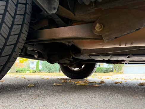 Used 2004 GMC Yukon XL SLT w/ Preferred Equipment Group image 14