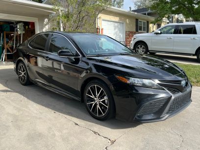 Used 2022 Toyota Camry SE w/ Audio Upgrade Package