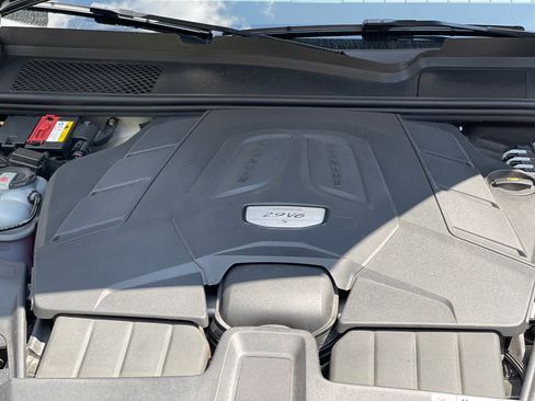 Used 2019 Porsche Cayenne S image 12