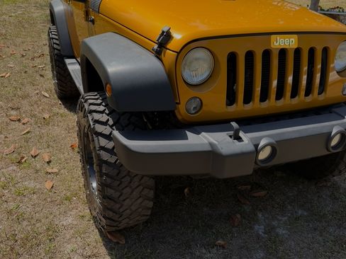 Used 2014 Jeep Wrangler Sport AWD/4WD image 6