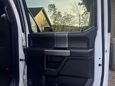 Used 2019 Ford F150 XLT w/ Equipment Group 302A Luxury image 18