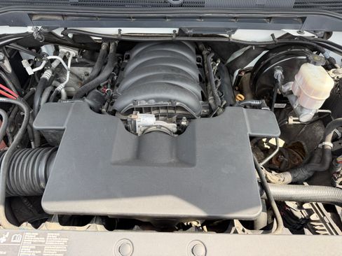 Used 2019 GMC Sierra 1500 SLE w/ SLE Value Package AWD/4WD image 14
