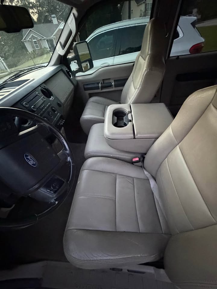 Used 2010 Ford F350 XLT RWD image 5