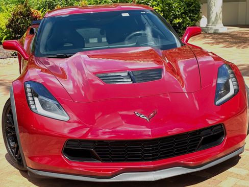 Used 2015 Chevrolet Corvette Z06 w/ 2LZ Preferred Equipment Group RWD image 1