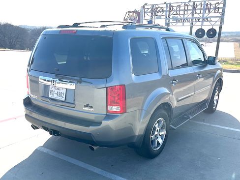 Used 2009 Honda Pilot Touring image 6