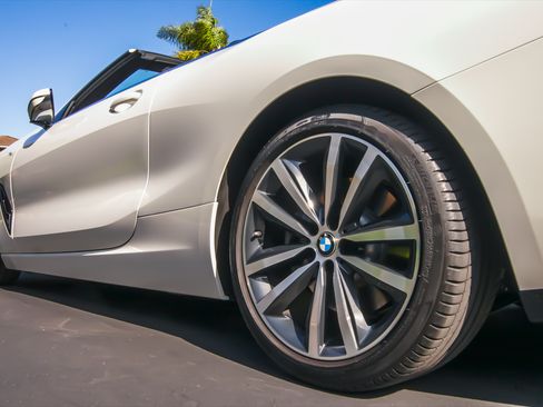 Used 2020 BMW 840i Convertible w/ Driving Assistance Package RWD image 5