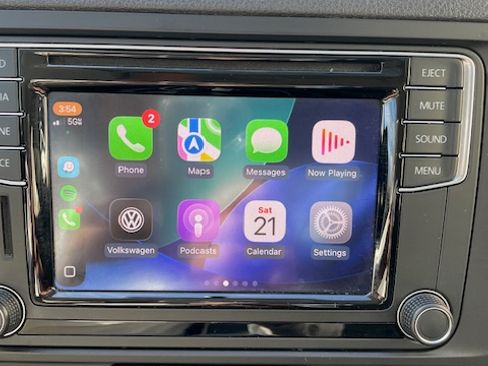 Used 2017 Volkswagen Jetta SE image 16