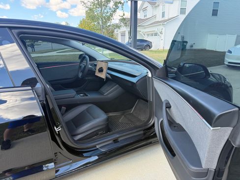Used 2024 Tesla Model 3 Long Range image 12