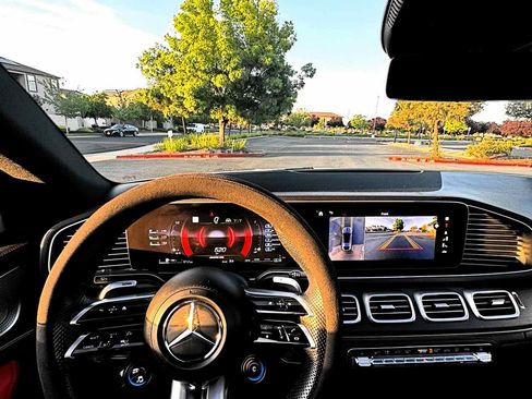 Used 2024 Mercedes-Benz GLE 53 AMG 4MATIC Coupe image 8