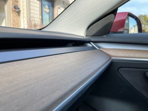 Used 2023 Tesla Model 3 Standard Range image 25