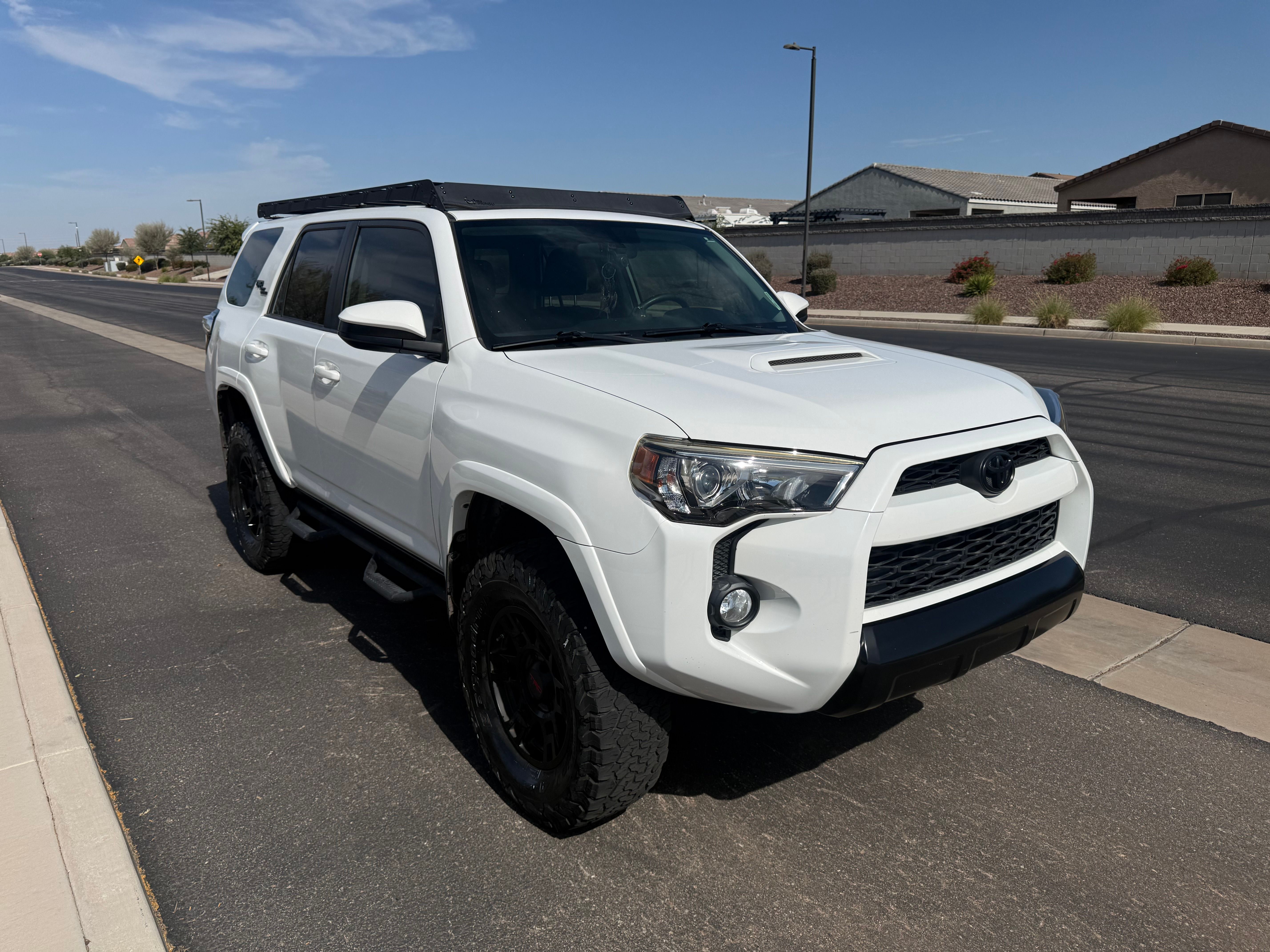 Used 2018 Toyota 4Runner TRD Off-Road AWD/4WD image 8