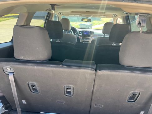 Used 2016 Honda Pilot EX-L image 11