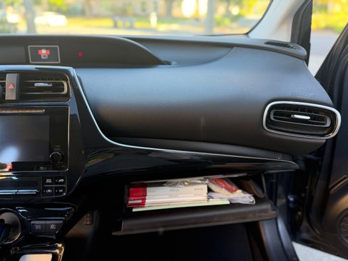 Used 2016 Toyota Prius Four Touring image 18