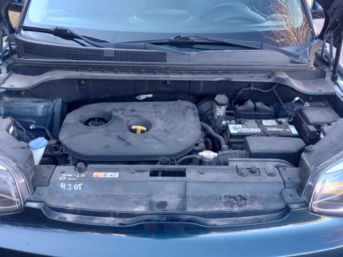 Used 2017 Kia Soul + image 8