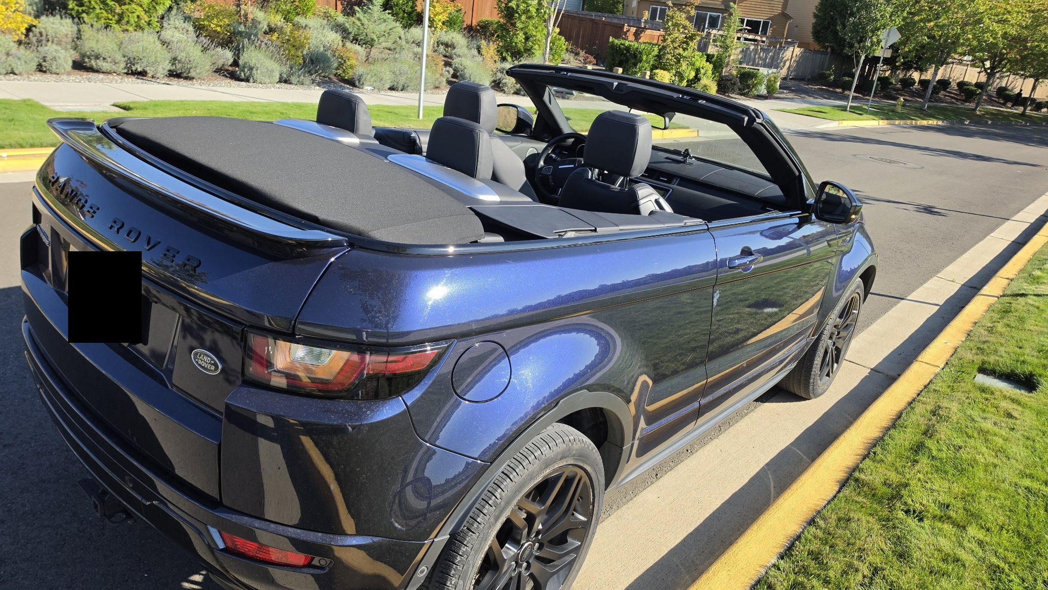 Used 2018 Land Rover Range Rover Evoque HSE Dynamic AWD/4WD image 16