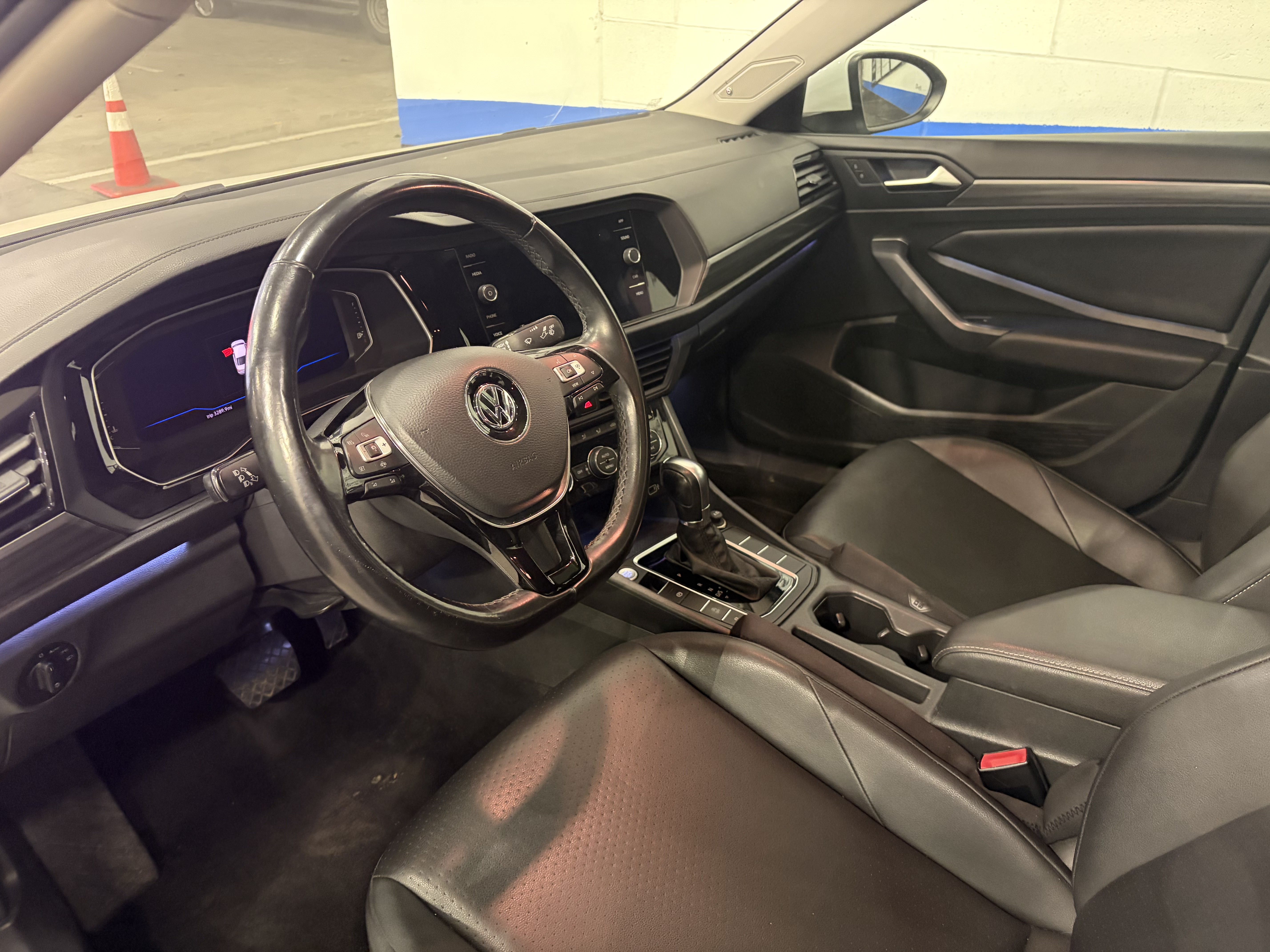 Used 2019 Volkswagen Jetta SEL FWD image 5