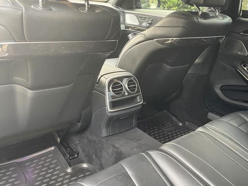 Used 2015 Mercedes-Benz S 550 Sedan image 14