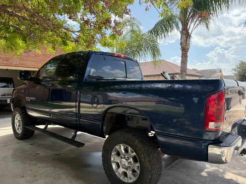 Used 2006 Dodge Ram 2500 Truck SLT AWD/4WD image 5