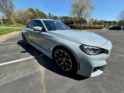 Used 2024 BMW M2 w/ Lighting Package image 8