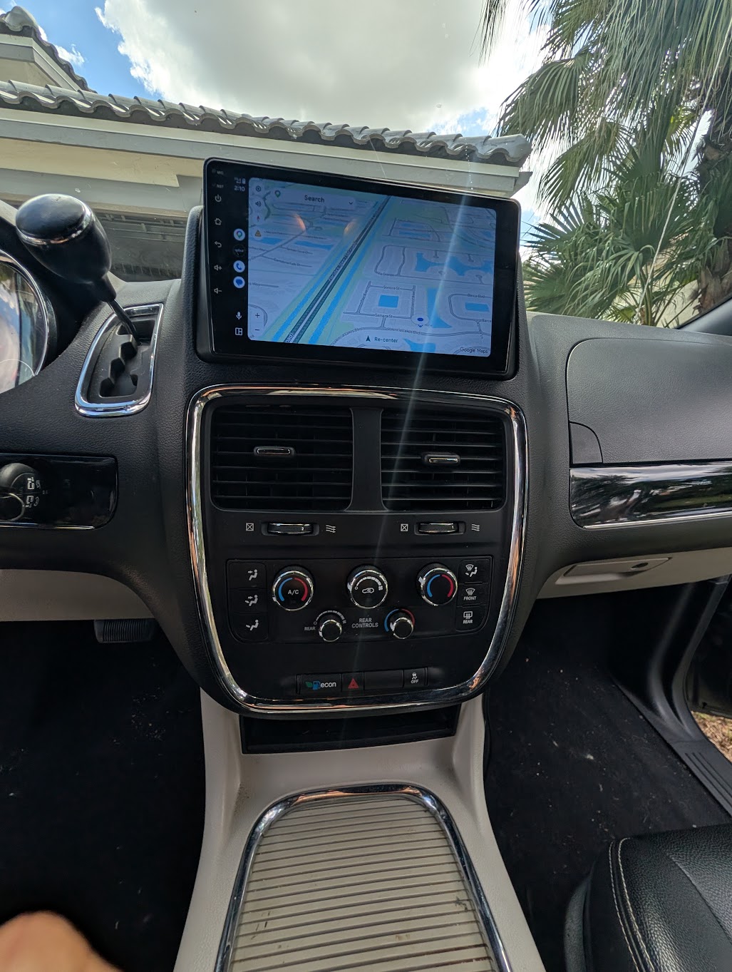 Used 2019 Dodge Grand Caravan SXT FWD image 20