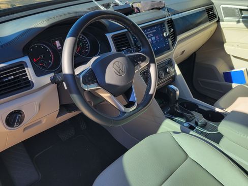 Used 2021 Volkswagen Atlas SE image 12