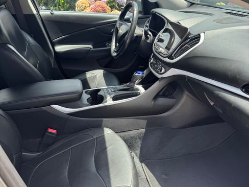 Used 2018 Chevrolet Volt LT w/ LT Driver Confidence Package FWD image 6