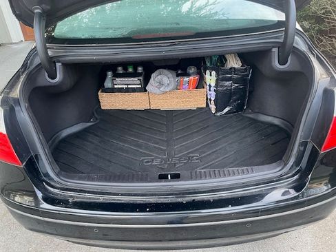 Used 2009 Hyundai Genesis 4.6 w/ Technology Pkg 5 image 10