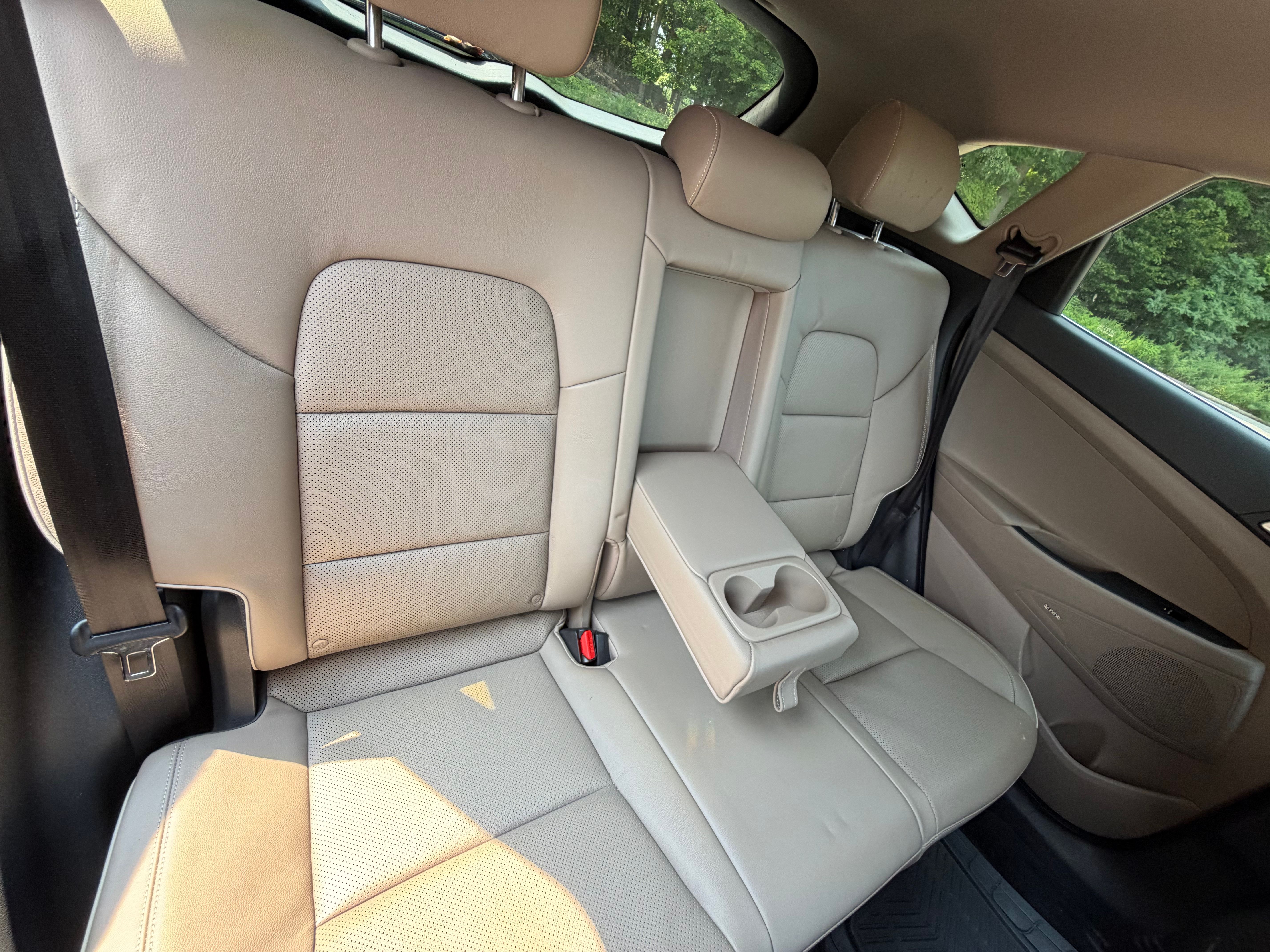 Used 2019 Hyundai Tucson Limited AWD/4WD image 14